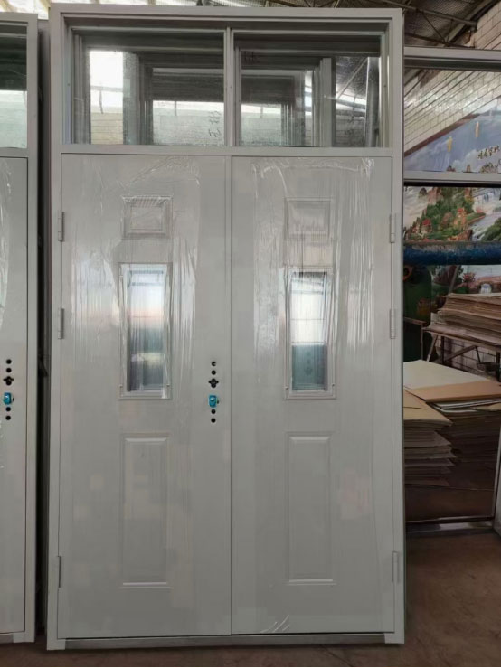 红古学校教室门